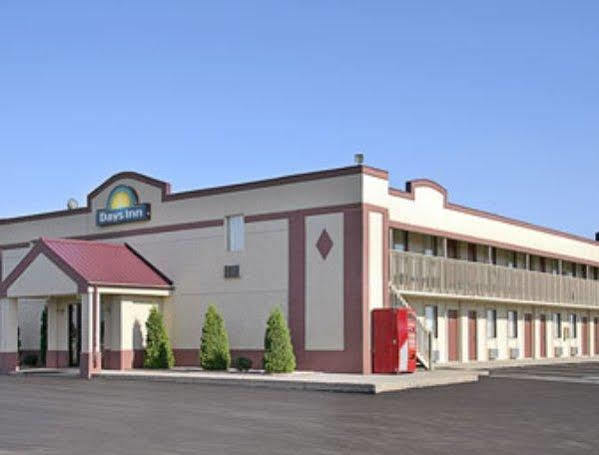 Days Inn By Wyndham Φορτ Γουέιν Εξωτερικό φωτογραφία